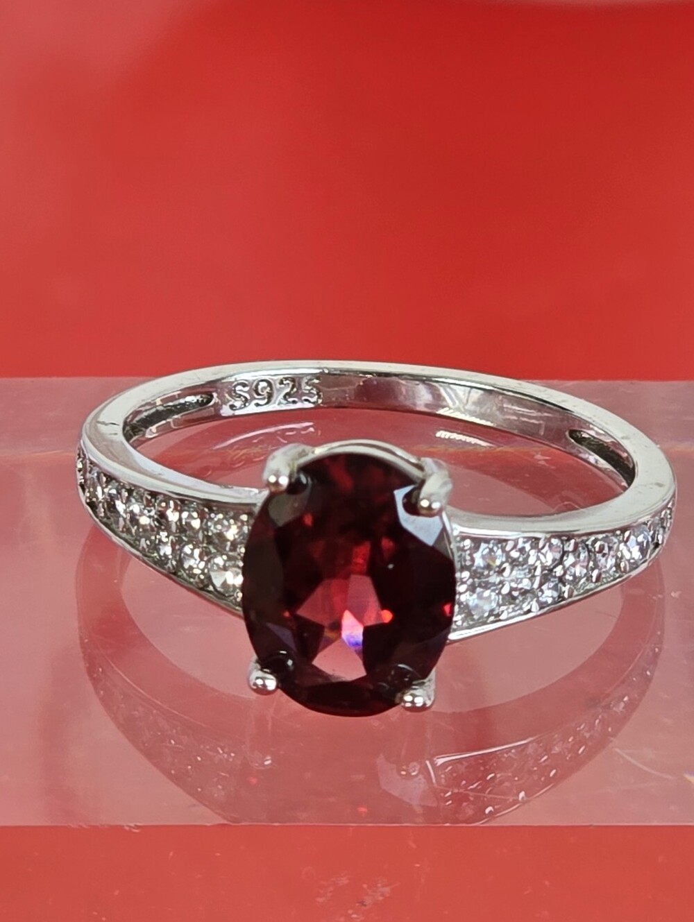 925 Sterling Silver Ring With Natural Garnet 7x9mm & CZ